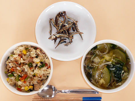 混ぜチャーハンと野菜スープ
