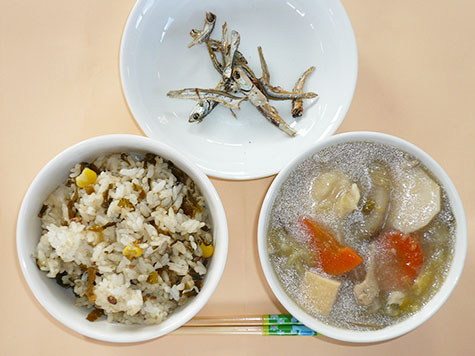 団子汁と高菜・じゃこの混ぜごはん