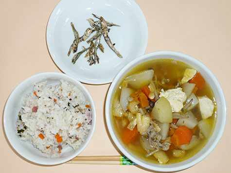 田舎汁と黒米の梅ごはん