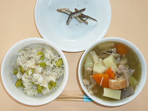 鶏汁とじゃこ入り枝豆ご飯