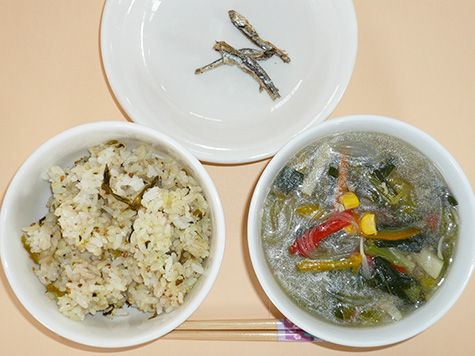 春雨スープと高菜ごはん