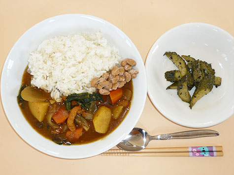納豆カレーときゅうりの中華炒め