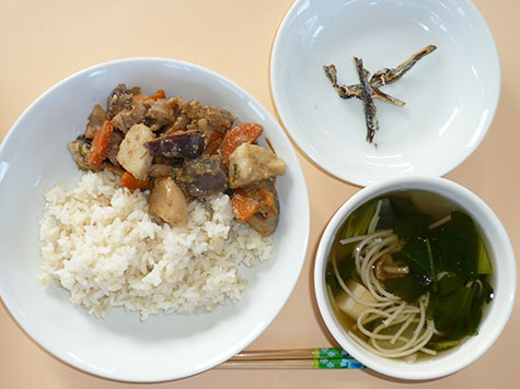 根菜のごま味噌煮と春菊のすまし汁とごはん