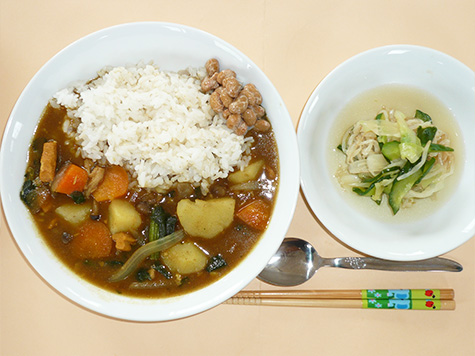 納豆カレーときゅうりの中華炒め