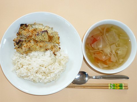 チーム野菜ゴロゴログラタンと野菜スープとごはん