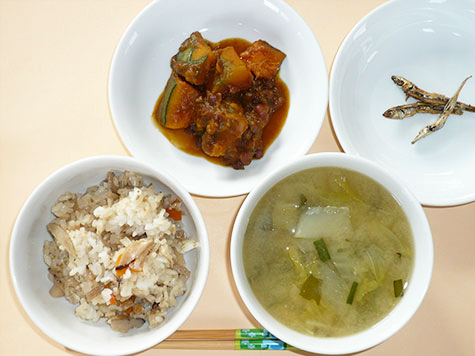 いとこ煮と五目ごはんと納豆汁