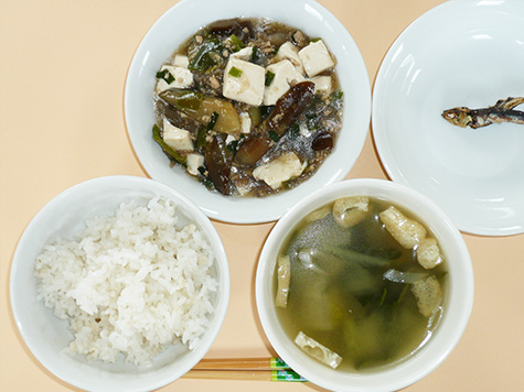 最新の給食